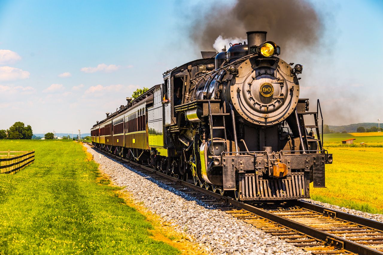 16 Scenic Train Rides to See the Best Fall Foliage in the US 16 Scenic Train Rides to See the Best Fall Foliage in the US
