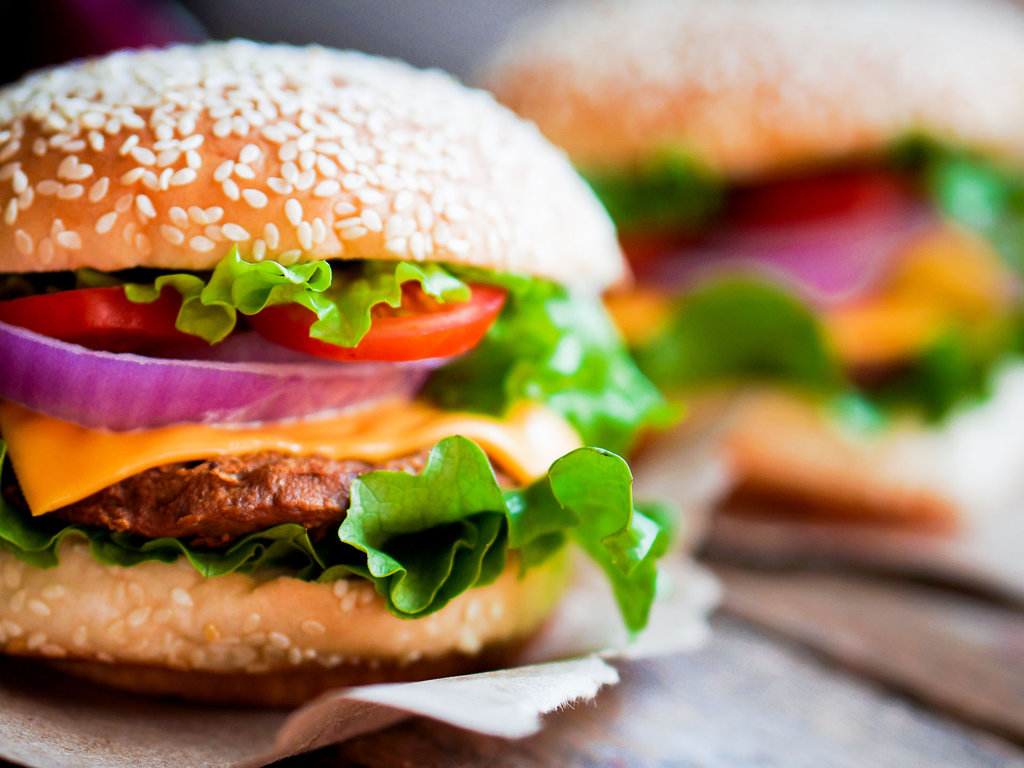 A guide to eating healthy in a fast food restaurant - Health - The ...